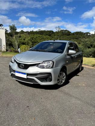 TOYOTA ETIOS 1.5 XS SEDAN 16V FLEX 4P MANUAL TOYOTA ETIOS 1.5 XS SEDAN 16V FLEX 4P MANUAL